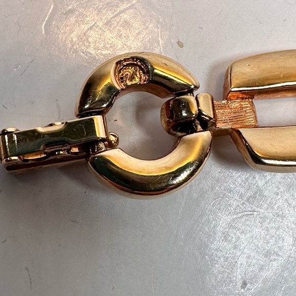 Swarovski Swan square & round link bracelet Swarovski crystal gold tone - Picture 3 of 6